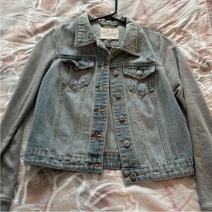 Light wash denim jacket with heather grey sleeves